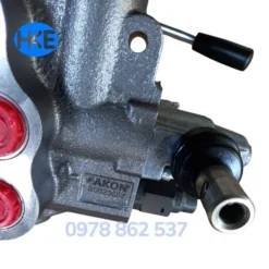 Van gạt tay thủy lực AKON AMV701B 1 cần lưu lượng 80L áp suất 315 bar