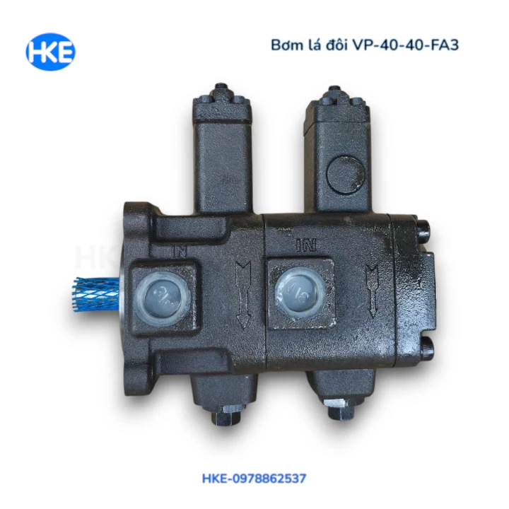 Hai cổng dầu ký hiệu IN trên bơm cánh gạt đôi VP-40-40-FA3